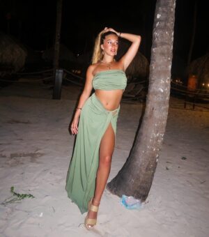 Bárbara Parada Instagram - Nights on the island 🏝️