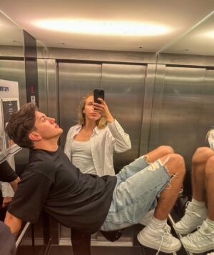 Barbora Votíková Instagram - These gayzzzz are trying to murder me 💀🤍 @luboskulisek @jan_hrdlicka