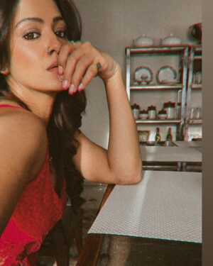Barkha Bisht Sengupta Instagram - Acting is magical …. Change your look and attitude and you can be anyone ! 

#characters #reeltoreal #actorslife
