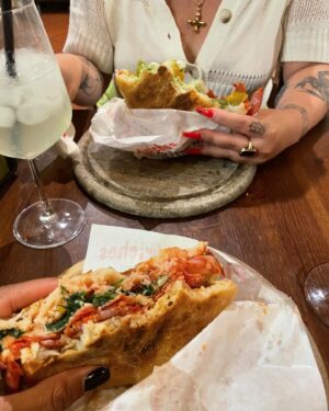 Barrett Doss Instagram - *italianish*