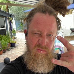 Barry Kerch Instagram - Getting tour ready.  Outside Florida workouts. Bring on the heat!!! #shinedown #workout #floridasun #bodyweightworkout