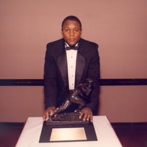 Barry Sanders Instagram - Happy Birthday to the 1988 Heisman Trophy winner, @CowboyFB’s @BarrySanders! 

In his Heisman-winning season, Sanders rushed 2,628 yards and an unbelievable 238.9 yards per game. 

Today, Sanders continues to be a superstar beyond football, giving his support to many organizations like the @srfcure and the Detroit Lions Foundation. 

#Heisman #MoreThanATrophy