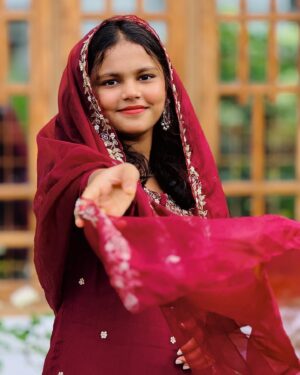 Basheer Bashi Instagram - Beauty Is When You Shine From Within.🪞🌷