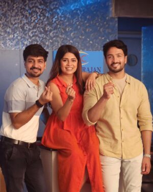 Bavithra B Instagram - Team #Singapenne 💥