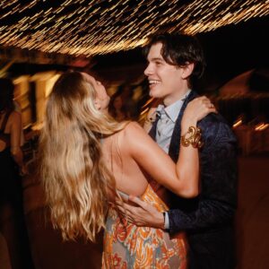 Beatrice Vendramin Instagram - and we danced, and we laughed, and had a really really good time @etro #adv 🌌❤️‍🔥