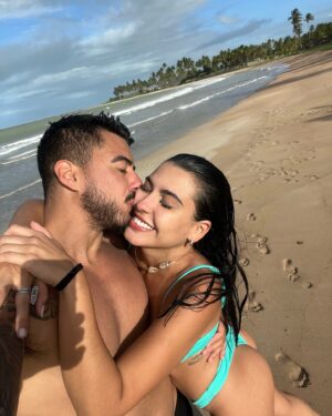 Beatriz Garcia Instagram - Você é a minha melhor escolha! 
Te amo, sempre! ❤️