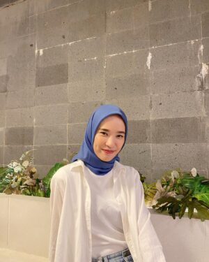 Beby Chaesara Instagram - Pov kamu lagi _______ sama aku.