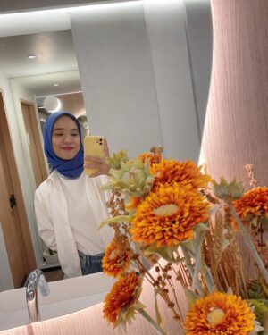 Beby Chaesara Instagram - Pov kamu lagi _______ sama aku.