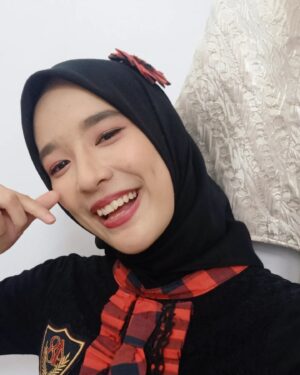 Beby Chaesara Instagram - #JKT4810thAnnivConcert 
Sehari penuh kenangan, di Istora Senayan.

Ternyata tak hanya akan membuka audisi generasi 11, JKT48 pun membuka cabang syariah, eksklusif hanya sehari!