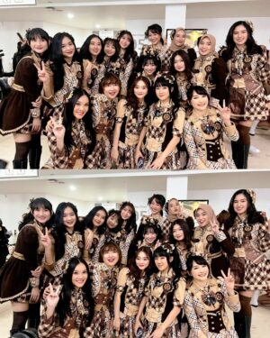 Beby Chaesara Instagram - #JKT4810thAnnivConcert 
Sehari penuh kenangan, di Istora Senayan.

Ternyata tak hanya akan membuka audisi generasi 11, JKT48 pun membuka cabang syariah, eksklusif hanya sehari!