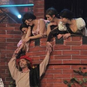 Belén Mora Instagram - Once años atras! ☺️❤️ @totoacunaoficial @sandraadonoso @patofuentesactor @miguelitoficial1 🥹. Unas guaguas .