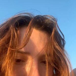 Actress Bella Thorne HD Photos and Wallpapers August 2024