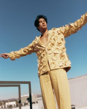 Ben Levin Instagram - retro vibes with @timidmag 
.
Words: @jiselle03 
Moderator: @lsirik 
Photos: @jeremychohphoto 
Fashion: @xofrancesca 
‍Makeup: @christophermilesmakeup 
Hair: @phil_nathaniel 
Photo Assist: @chir_yan_lim @sarai.studios 
Editor in Chief: @hello.henry 
.
big love to the #cwkungfu fam 🥋 
shout out to leaf blowers