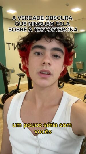 Benjamin Damini Instagram - a verdade que os médicos não querem que você saiba sobre a testosterona! #lgbt #ftm 

ib: @mattyswitakow 

observação do ben: isso é um conteúdo de humor e  fazer uso de testosterona é um processo que pede responsabilidade e que anda de mãos dadas com acompanhamento médico, tabo? bjs e bebam água 💛