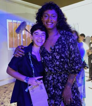 Benjamin Damini Instagram - coração ficou quentinho demais com esse encontro. liniker é mais do que uma inspiração pra mim. liniker é potência, presença e transresistência. obrigado por existir e me lembrar que podemos ser no mesmo brasil que não quer que sejamos. viva aos encontros!

gracias mil a @timbrasil @leomarcal e @lulyb por proporcionarem esse encontro de milhões.