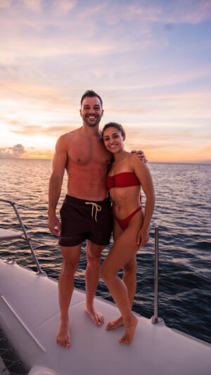 Benjamin Macé Instagram - 2/3 ans de travail dur et régulier pour une vie de liberté qui signe ? 

#mauritius #mauritius🇲🇺 #ilemaurice🇲🇺
