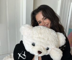 Benny Blanco Instagram - i used to play a teddy bear in ur music video and now i get to b urs in real life… happy bday bb ! i love u !