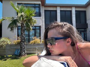 Bensu Soral Instagram - 🌞🏡💕 
-Beklenmedik sürpriz sonlu😅