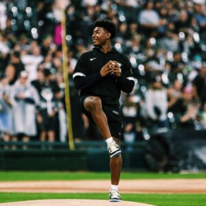 Bentley Green Instagram - The Kid that did 💫 , 

special thanks to @whitesox & @holtmccallany for making this happen. FIRST PITCH !
@61ststreet next year 
📸: @michaelhicksjr