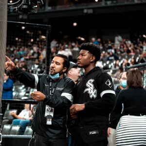 Bentley Green Instagram - The Kid that did 💫 , 

special thanks to @whitesox & @holtmccallany for making this happen. FIRST PITCH !
@61ststreet next year 
📸: @michaelhicksjr