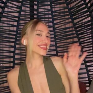 Berkay Tulumbacı Instagram - ☀️Happy 🫶🏻33🫶🏻 🥳 08.06☀️

Beyefendi beyefendi kalbimden taşıp tüm evrenime doluyorsunuz her sabah, her gün , her an, her gece, . Seni çok aşığım sevgilim.🌹 Bebekliğine, çocukluğuna, gençliğine, yaşlılığına.. Sana şait olmak paha biçilemez🧿
33 rengarenk , sen gökkuşağısın!🌈 
İYİ Kİ DOĞDUN  @berkaytulumbaci ♥️🙏🏻☀️
