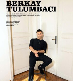 Berkay Tulumbacı Instagram - Selam naptınız? @womensshinemag ile yaptığımız, cümlelerimi yarım bırakmadığım ropörtajı yana kaydırarak bulabilirsiniz. Güzel dergi, insanlar güzel, ekip güzel.. sonuçta nisan geldi, güzellikler bizimle artık 🤘🏾🖤🌟 @sryzcglu 

📰: @womensshinemag 
✍🏾: @aysecaglakucuk 
📷: @eneskahraman 
💇🏾‍♂️: @makeupnesekaya 
🏙: @popstelbalat