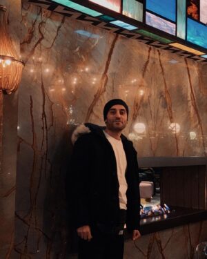 Berkay Tulumbacı Instagram - Bu Amsterdam fotosundan 3 ay sonra eve kapandık.. ama konunun fotoğrafla hiç bir ilgisi yok..
📸: @elifyakarcelik 🌟 #tb