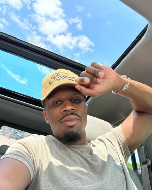 Bertram Williams Jr. Instagram - Show some love and keep it real
