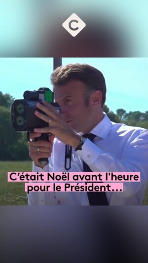 Bertrand Chameroy Instagram - Aujourd’hui, c’était Noël avant l’heure pour le Président... 🙈

#CàVous @bertrand.cham #CaVous #president #Macron #norl