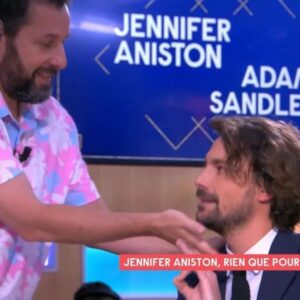Bertrand Chameroy Instagram - Thanks for the beard massage @adamsandler 💆‍♂️