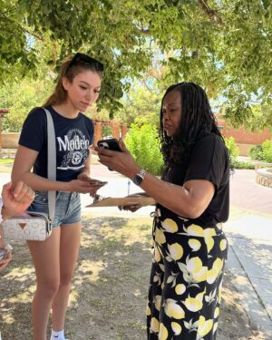 Beto O'Rourke Instagram - Amazing week of registering voters at El Paso Community College. Thanks to the team of volunteers — Valerie, Doris, Kim, Alejandro and Rene — for doing the work!

Registration events happening all over Texas, sign up to volunteer at link in bio!