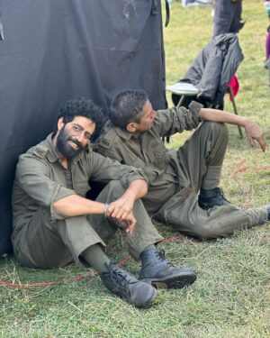 Bhuvan Arora Instagram - And its a WRAP on #chanduchampion 
Another magnificent journey comes to a halt. 
So much sweat, grit and blood gone with a smile on the face because of this wonderful team.
Thank you @kabirkhankk sir for being so kind and graceful and trusting me with this part that challenged me real hard.. something every actor seeks in his job. Thank you @castingchhabra for always vouching for me
Big thank you to my fellow champions @kartikaaryan #vijayraaz @iyashpalsharma @sudeepchatterjee.isc @manikems for making everyday on set joyous and happy..
KARNAIL SINGH Will see you in theatres on 14th JUNE’2024!
#rabrakha 🧿
