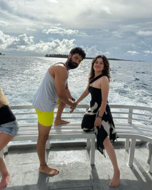 Bhuvan Arora Instagram - Us🧿❤️
#maldives #photodump