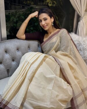 Bidya Sinha Saha Mim Instagram - Simply me🖤