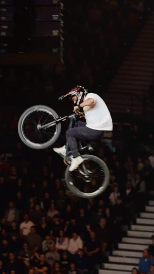 Bienve Aguado Alba Instagram - Still got it 😈  #doublefrontflip 

Prowerful weekend at @mastersofdirt Vienna, it's been a challenge with the slope bike after a long time only riding big bikes but I loved the process, thanks everyone at the event for making it so special as always.