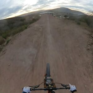 Bienve Aguado Alba Instagram - Sunset laps ✊🏼 @freeridefiesta 

[O] @eliasruso