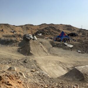 Bienve Aguado Alba Instagram - No better way to break in a new @mucoff helmet than with some spins 😎 #mucoff 

[O] @clemenskaudela @markusfruehmann

@saudifreeride @mastersofdirt @ckconstruction26