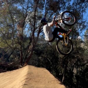Bienve Aguado Alba Instagram - Couple fun ones testing #theproperty

@alejandrobonafe is killing it with the build of his new spot.

[O] @alejandrobonafe @albertolopezmtb