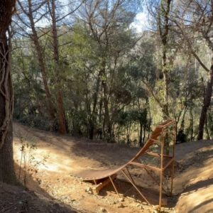 Bienve Aguado Alba Instagram - Couple fun ones testing #theproperty

@alejandrobonafe is killing it with the build of his new spot.

[O] @alejandrobonafe @albertolopezmtb