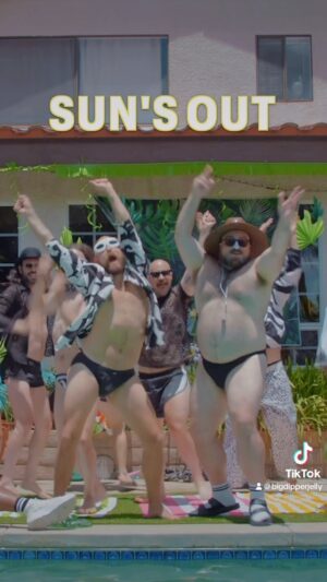 Big Dipper Instagram - FEELS LIKE video directed by @mlschade 
Starring me and @vincethealien 
Music by @sodrove 
Featuring TONS of hotties by the pool!

SUNS OUT, BUNS OUT, GET LOOSE, WHIP THAT DUMB OUT!
