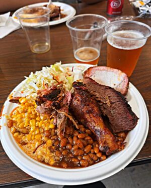 Big Moe Cason Instagram - Took some time to sit down and grab a plate of my own Q & sides… straight fire like always!✊🏾😅🇺🇸 #bbq #moecasonbbq