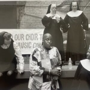 Bill Duke Instagram - On this Throwback Thursday, here's some set photos from Sister Act 2:Back in Habit with Bill in his Director's mode, chatting with #WhoopiGoldberg, Sheryl Lee Ralph and being the consummate professional he is. 

Sister Act 2 is streaming on Disney  and Tubi.

#realbillduke #SisterAct2 #director #film #kathynajimy #MaggieSmith #jeniferLewis #LaurenHill @heidibfuller @sydthewriter #TorrenceBrannonReese #MPJINews #variety #indiewire #garrettmorris #wendymakkena @disneyplus @tubi @carlgilliard #anthonyanderson @thesherylleeralph #shebaabrahaim