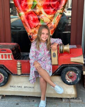 Billy Joel Instagram - Happy 9th Birthday, Della Rose
Watching you grow and shine, keeps us all in awe. We love you 🩷