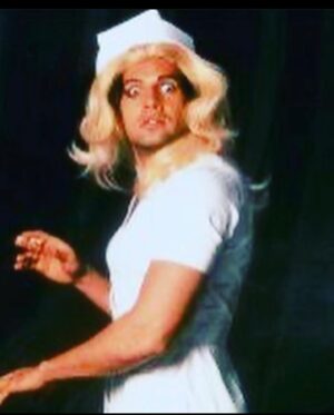 Billy Zane Instagram - That last round was such a hit I had to dig in the archives for round 2 of Name That Film! This time the 1st person to get them right will receive a signed fine art print of one of my paintings as seen in my website billyzaneart.com Go to the shop section and scroll down past the pricey originals and you will see 4 selections with the option for different sizes. Those are the prints, gorgeously recreated on fins art paper I might add by @j6creative 
They retail for $400 each. You guess these film titles correctly and I’ll award and ship a signed item for free! Everyone else who comes close or is stumped, feel free to shop! ;) Good luck! BZ
💗