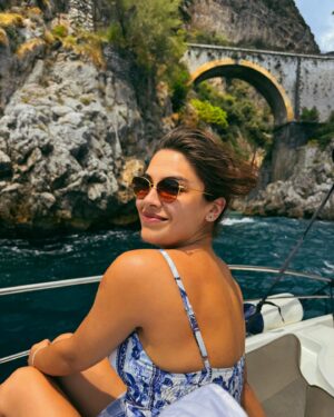 Biran Damla Yılmaz Instagram - O kadar çok fotoğraf var ki galerimde, paylaşmıyorum diye azar yiyorum🙃🫶🏻