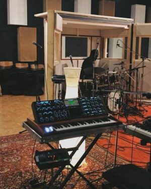 Black Milk Instagram - 🎚🎚This studio got me on my 70’s vibe and I luv it! Out in Germany tracking at @azfstudios. 🥁 @jrellehits 🎹 @aaron_abernathy