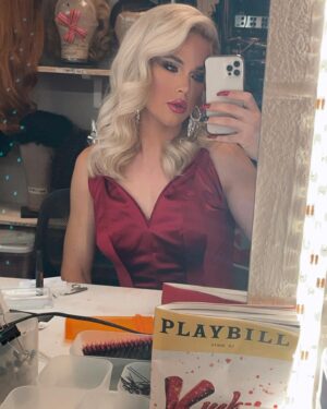 Blair St. Clair Instagram - Kinky Boots. Off Broadway. Opening Night. 👠
Wearing: @gloria_swansong 
Hair: @hairbyblairofficial 
Photo: @emiliomk