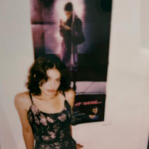 Blu Hunt Instagram - ‘The Dead Thing’ dir by @elrickane premieres tomorrow night @fantasiafestival ✨✨✨✨ here is a little sneak peak of Alex, my anxious avoidant queen 🫣🫶👀

& thanks for doing all the character looks with your Polaroid @kyliechavezgruss you’re the best 💄 💋