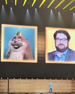 Bobby Moynihan Instagram - 👑🦫HOPPERS 🦫👑

🦫👑2026👑🦫

👑🦫🤎FROM THE DESK OF KING GEORGE🤎🦫👑

@pixar @disney @disneyd23