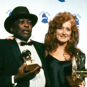 Bonnie Raitt Instagram - “I am deeply honored and thrilled to have been chosen to receive one of this year’s Kennedy Center Honors. I have long been an admirer of the awards and have been so blessed to be able to participate in several shows honoring others. There is no higher level of esteem nor as delightful a celebration and I want to extend my sincere thanks to all who have chosen me to receive this honor. I look forward to the upcoming ceremony and festivities, which I know will be one of my life’s peak experiences.” –@bonnieraittofficial

Check out the @kennedycenter feed today to meet all of the 47th Kennedy Center Honorees and stay tuned as the next #KCHonors celebrates the lifetime achievements of this incredible group of honorees this December with a broadcast to follow on @CBStv!

📸 
3️⃣ Scott Newton
4️⃣ WGHB
5️⃣ Jon Kopaloff // Getty Images
6️⃣ CBS Photo Archive
7️⃣ Nick of Time PR